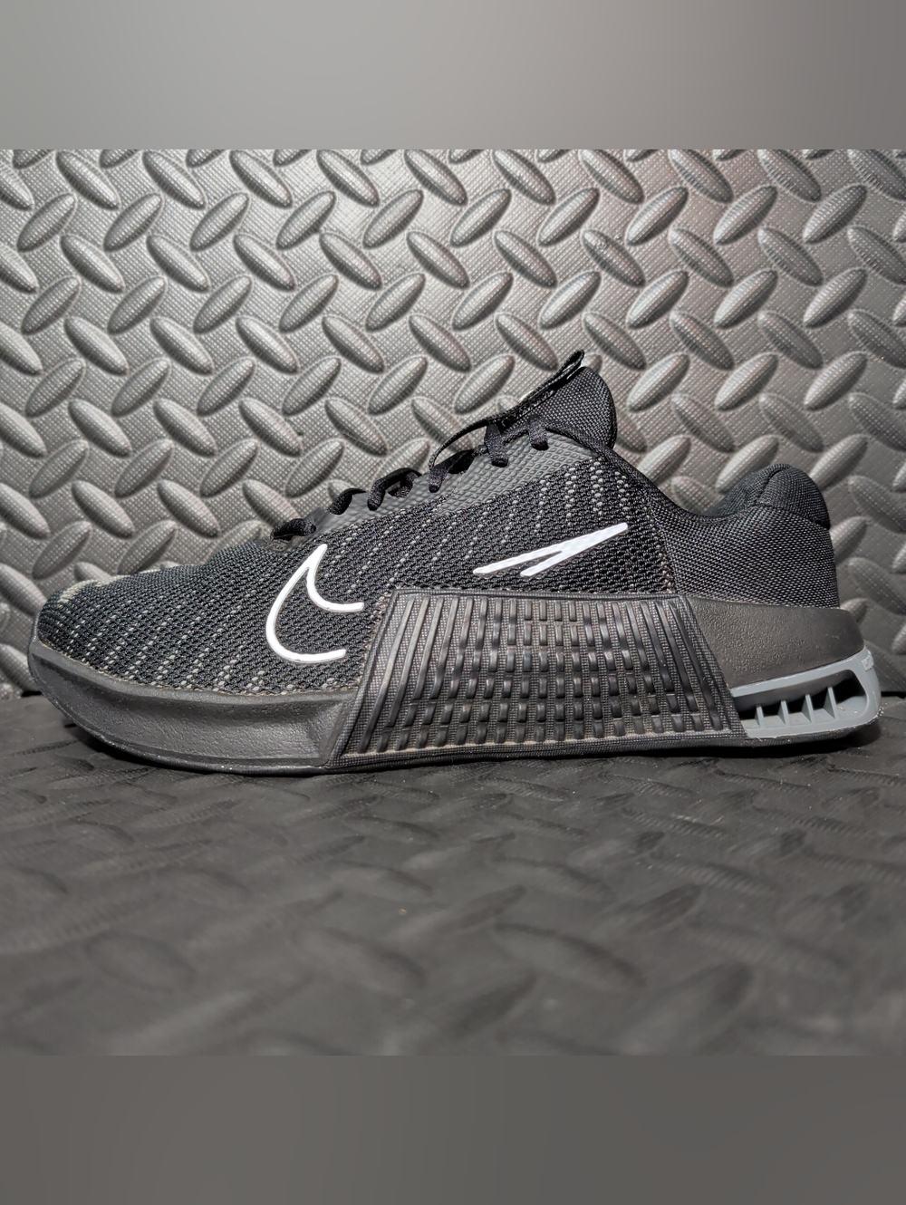 Nike Metcon 9 TB 'Black White Smoke Grey' FD5431-005 size 10.5 - Picture 3 of 10